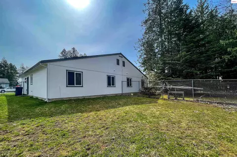 Exterior - 901903 Hickory Glen Ave, Sandpoint, ID 83864 photo 1 of 15