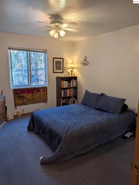 Bedroom - 901903 Hickory Glen Ave, Sandpoint, ID 83864 photo 2 of 5