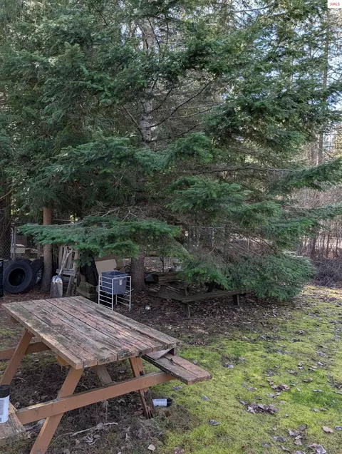 Exterior - 901903 Hickory Glen Ave, Sandpoint, ID 83864 photo 11 of 15