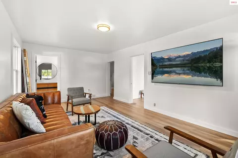 7492 Mohawk St, Bonners Ferry, ID 83805