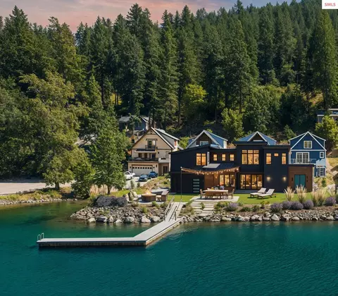 1770 Garfield Bay Rd, Sagle, ID 83860