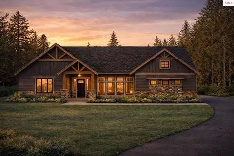 215 White Cloud, Sandpoint, ID 83864