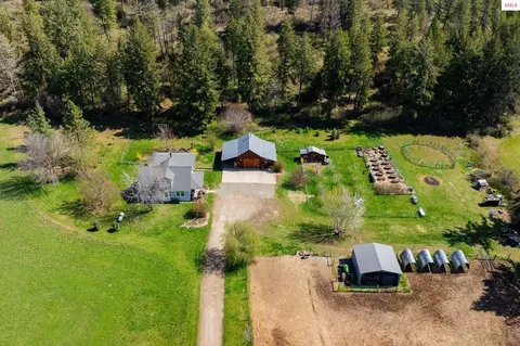 275 Curless Rd, Bonners Ferry, ID 83805