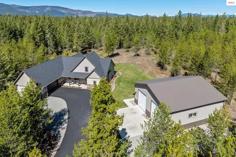 545 Peacock Ln, Spirit Lake, ID 83869