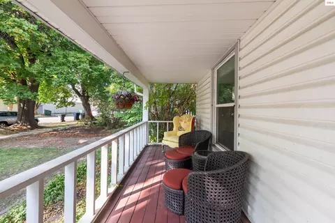 606 N 4th Ave, Sandpoint, ID 83864 photo 32