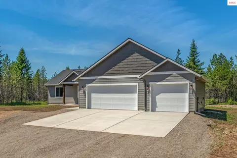 280 Durango Ln, Priest River, ID 83856