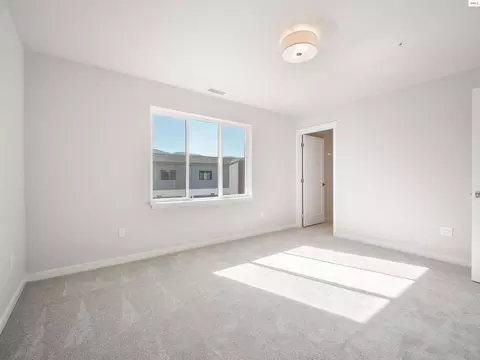 Bedroom - 1048 E 4th Ave, Post Falls, ID 83854 photo 4 of 4