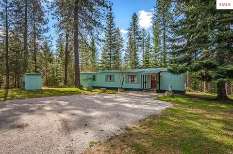 500 Whitetail Trl, Sagle, ID 83860