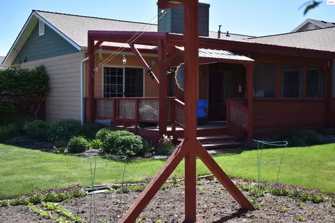 Nna Walnut, Sandpoint, ID 83864 photo 8