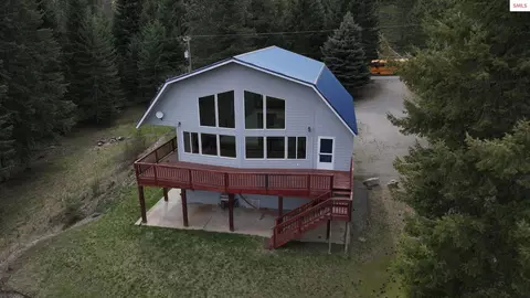 6101 Bottle Bay Rd, Sagle, ID 83860