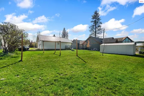 Exterior - 302 Mill Rd, Dover, ID 83825 photo 3 of 7
