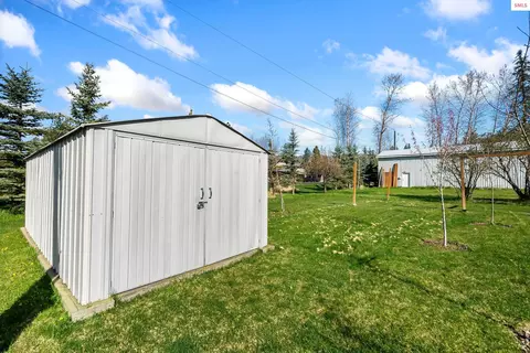 Exterior - 302 Mill Rd, Dover, ID 83825 photo 6 of 7
