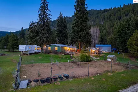 Exterior - 3464 Upper Pack River Rd, Sandpoint, ID 83864 photo 16 of 16