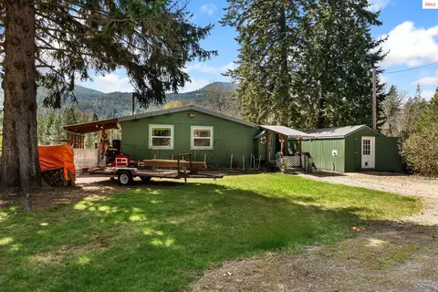 3464 Upper Pack River Rd, Sandpoint, ID 83864