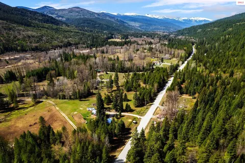 View/Area - 3464 Upper Pack River Rd, Sandpoint, ID 83864 photo 3 of 3