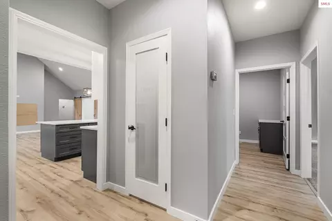 Entry Way - 51 Pumphouse Ln, Sagle, ID 83860 photo 1 of 3