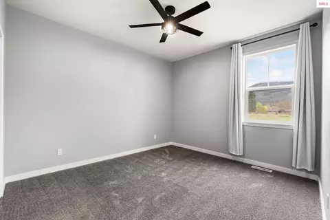 Bedroom - 51 Pumphouse Ln, Sagle, ID 83860 photo 3 of 5