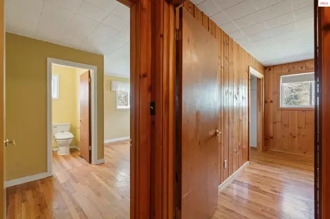 Entry Way - 1206 Meadowood Rd, Sandpoint, ID 83864 photo 1 of 6