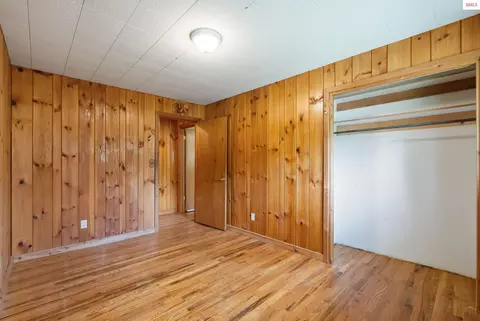 Bedroom - 1206 Meadowood Rd, Sandpoint, ID 83864 photo 4 of 8