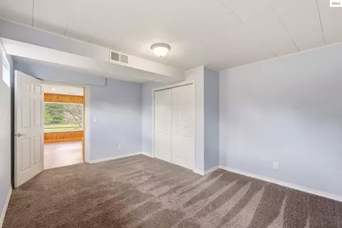 Bedroom - 1206 Meadowood Rd, Sandpoint, ID 83864 photo 8 of 8