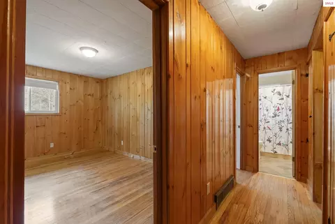 Entry Way - 1206 Meadowood Rd, Sandpoint, ID 83864 photo 2 of 6