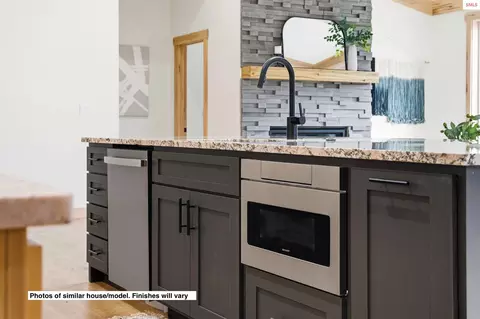 Kitchen - 126 Backtrack Rd, Sandpoint, ID 83864 photo 2 of 4