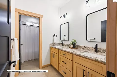 Bath - 126 Backtrack Rd, Sandpoint, ID 83864 photo 4 of 5