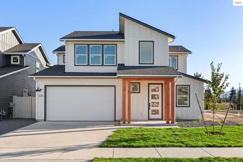 630 Moscow St, Sandpoint, ID 83864