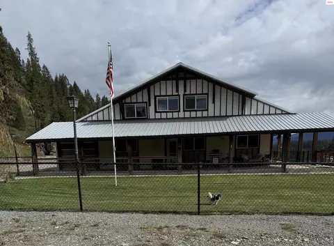 1870 Highway 57, Priest River, ID 83856