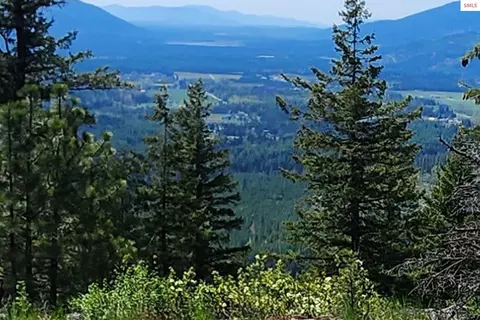 Nna All Seasons Rd, Naples, ID 83847