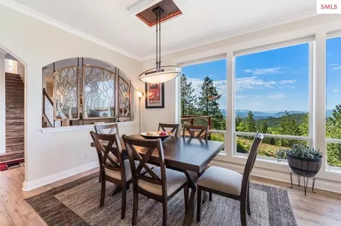 Dining - 90 Riverview Cir, Sandpoint, ID 83864 photo 1 of 2