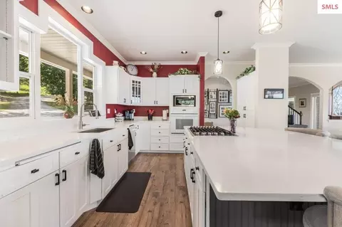 Kitchen - 90 Riverview Cir, Sandpoint, ID 83864 photo 7 of 8
