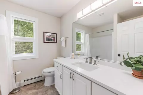 Bath - 90 Riverview Cir, Sandpoint, ID 83864 photo 4 of 4