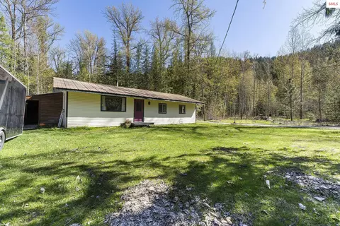 83 Cedar Grv, Sandpoint, ID 83864