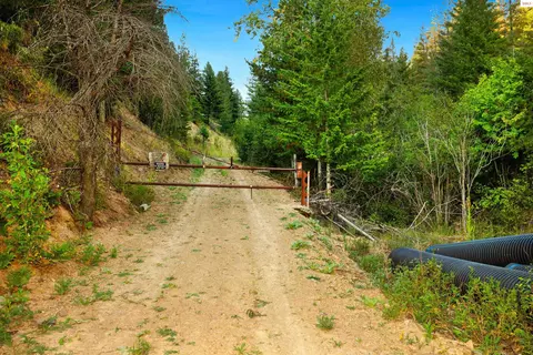 Nna-e Silver Valley Road, Kellogg, ID 83837 photo 3