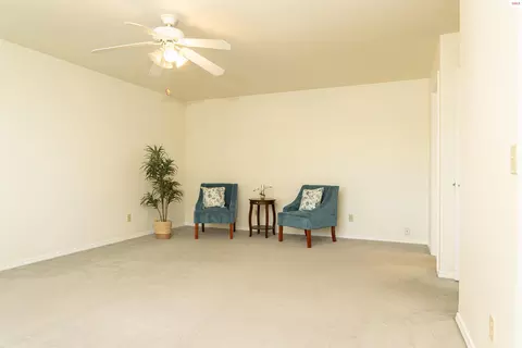 Living - 1611 Cedar St, Sandpoint, ID 83864 photo 3 of 3