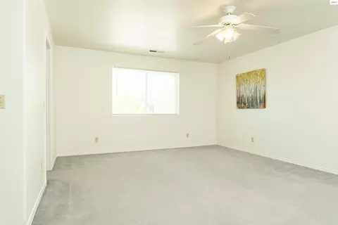 Bedroom - 1611 Cedar St, Sandpoint, ID 83864 photo 2 of 8