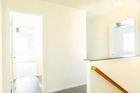 Entry Way - 1611 Cedar St, Sandpoint, ID 83864 photo 5 of 6