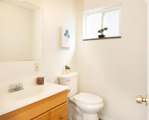 Bath - 1611 Cedar St, Sandpoint, ID 83864 photo 1 of 5