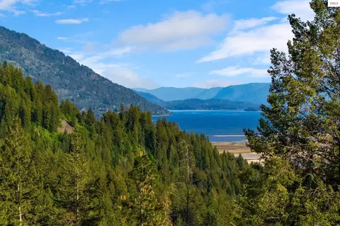 D11 White Cloud Drive, Sandpoint, ID 83864