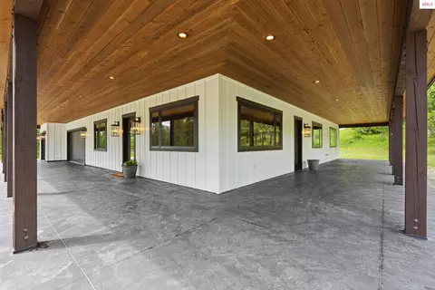 Exterior - 1520 Wrenco Loop Rd, Sandpoint, ID 83864 photo 7 of 8