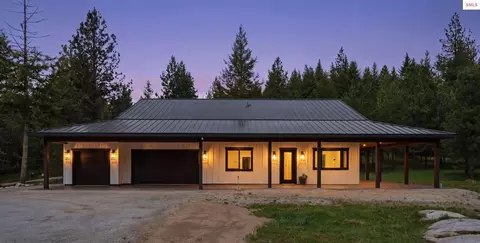 Exterior - 1520 Wrenco Loop Rd, Sandpoint, ID 83864 photo 2 of 8