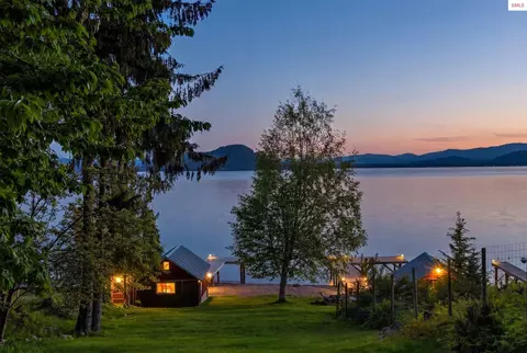 5495 Bottle Bay Rd, Sagle, ID 83860