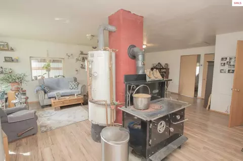 Other - 2884 Morris Rd, Naples, ID 83847 photo 3 of 28