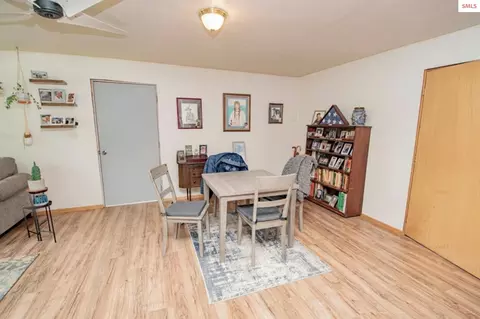 Dining - 2884 Morris Rd, Naples, ID 83847 photo 1 of 2