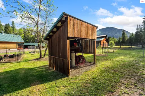 Exterior - 6693 River Rd, Clark Fork, ID 83811 photo 8 of 34