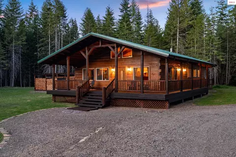 Exterior - 6693 River Rd, Clark Fork, ID 83811 photo 2 of 34