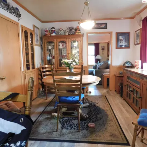 Dining - 81 Cedar St, Priest River, ID 83856 photo 1 of 1