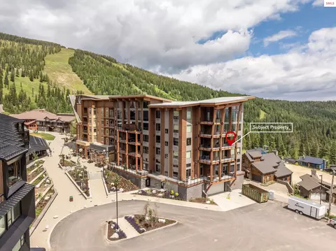 124 Village Ln #318, Sandpoint, ID 83864