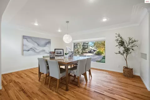 Dining - 1104 Birch St, Sandpoint, ID 83864 photo 1 of 2
